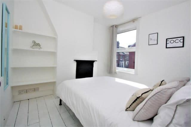 Cosy 2 Bedroom Victorian Townhouse In The Town Centre Bury St. Edmunds Dış mekan fotoğraf