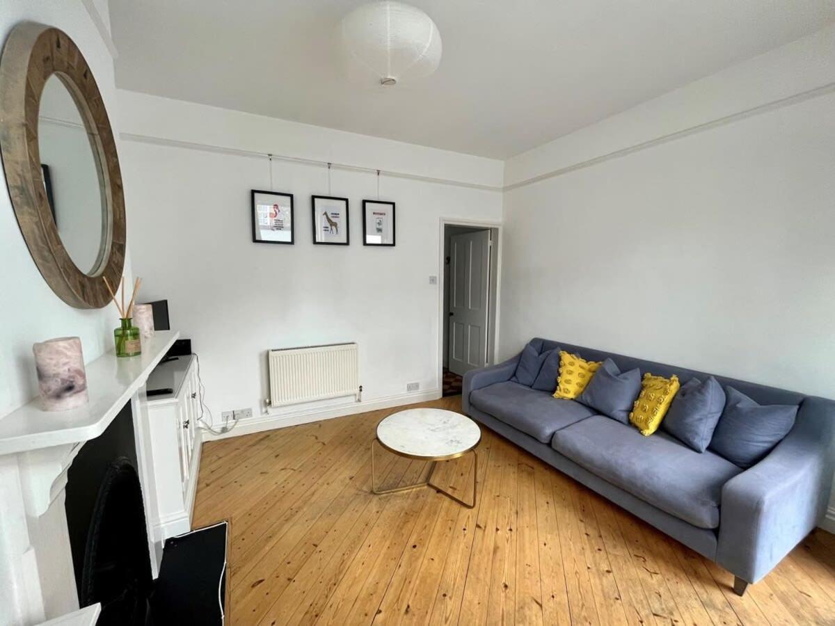 Cosy 2 Bedroom Victorian Townhouse In The Town Centre Bury St. Edmunds Dış mekan fotoğraf